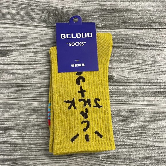 NWT Qcloud Socks - Picture 1 of 2